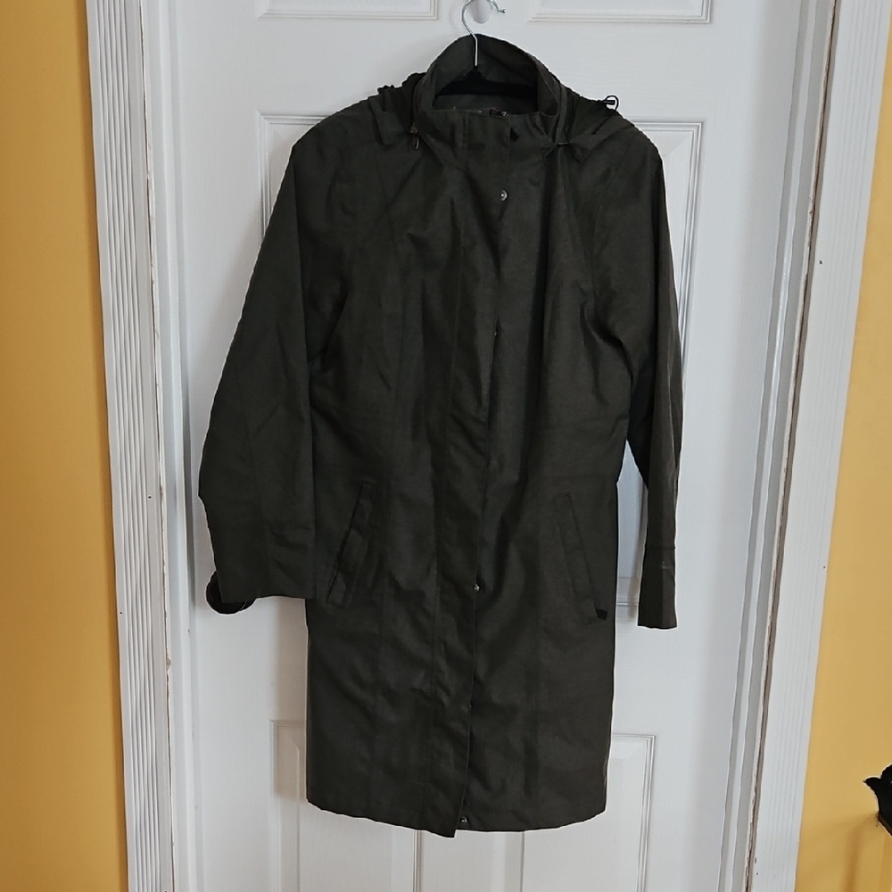 Eddie Bauer Green Women's Rain Jacket